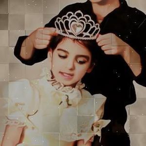 Meet your Posher, Mira